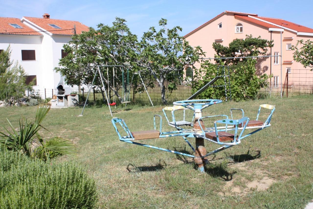 Apartments For Families With Children Lopar, Rab - 10402 Kültér fotó