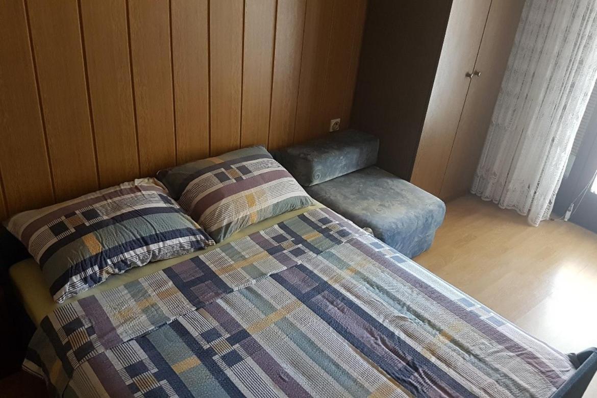 Apartments For Families With Children Lopar, Rab - 10402 Kültér fotó