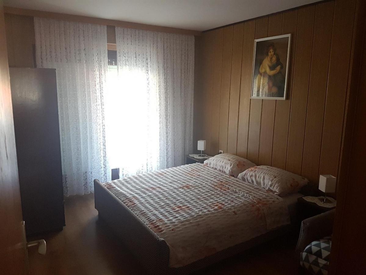 Apartments For Families With Children Lopar, Rab - 10402 Kültér fotó