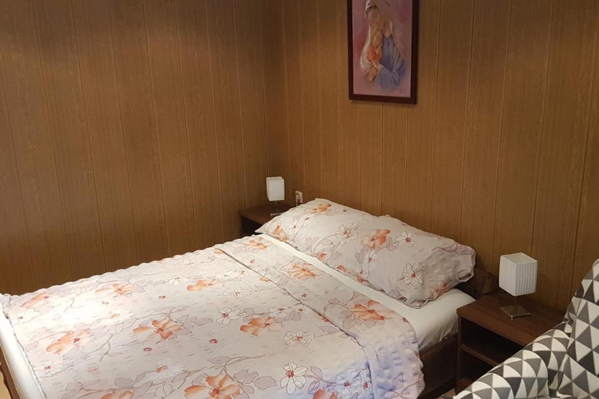 Apartments For Families With Children Lopar, Rab - 10402 Szoba fotó