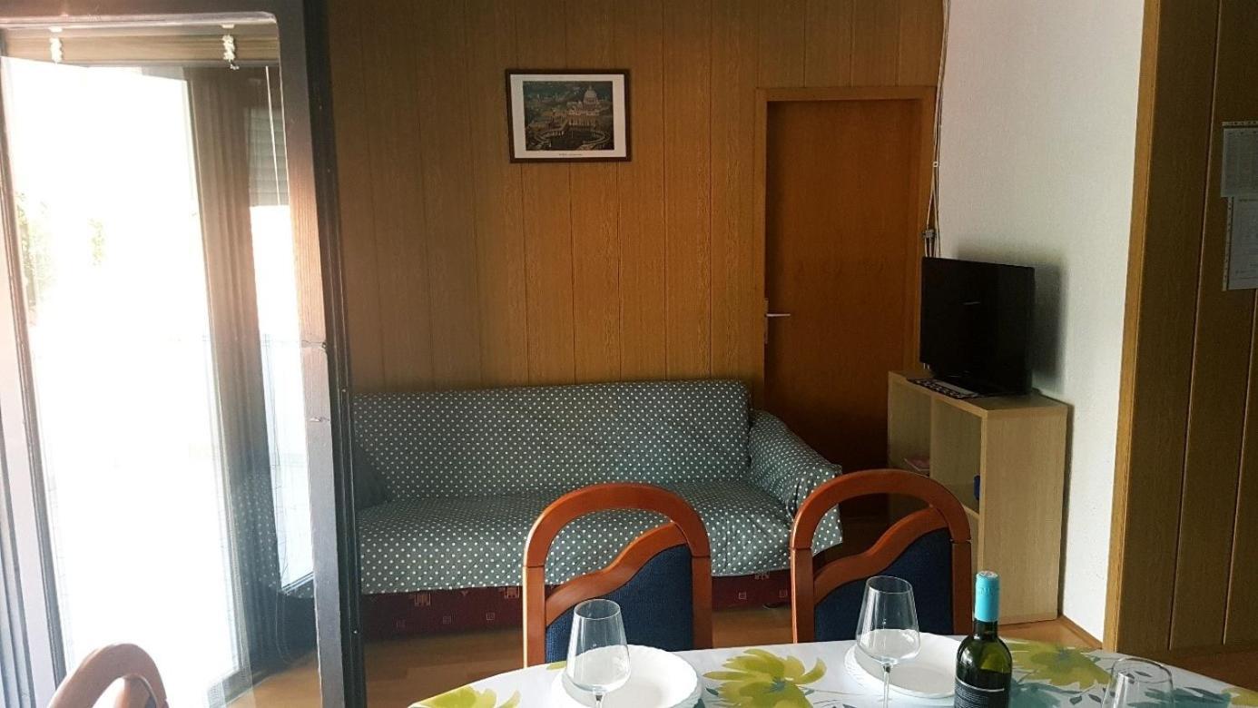 Apartments For Families With Children Lopar, Rab - 10402 Szoba fotó