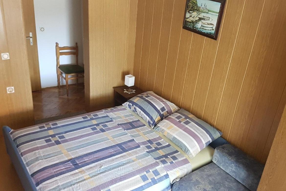Apartments For Families With Children Lopar, Rab - 10402 Szoba fotó